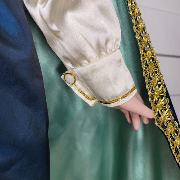 Micheal Reid Porcelain Prince Doll With Regal Outfit & Feathered Hat 28" 289/600 - Picture 10 of 16